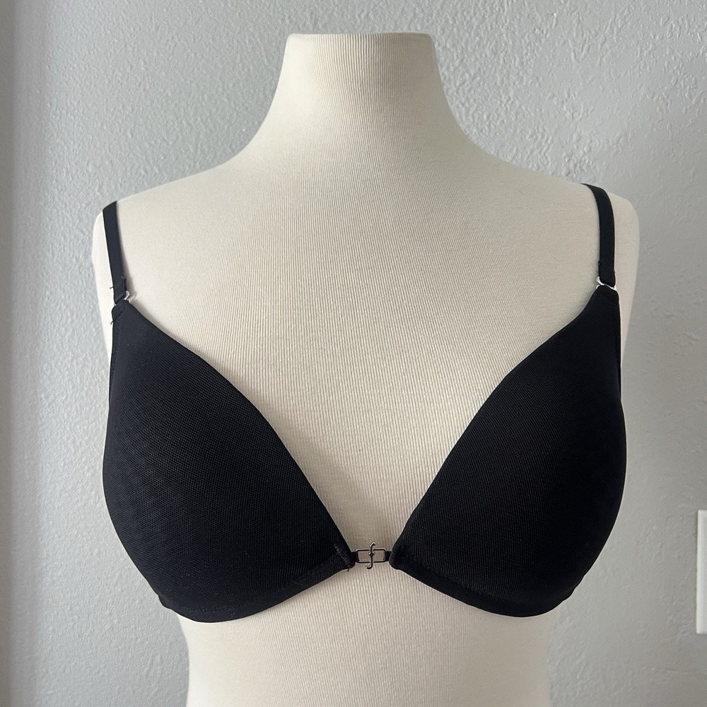 Frederick's of Hollywood black underwire padded push up 32D Bra T-Shirt Lingerie